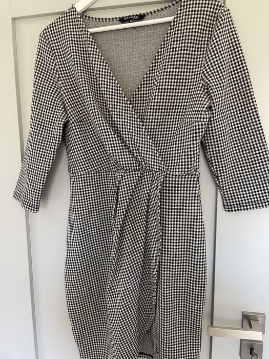 Sukienka w kratke  roz 40