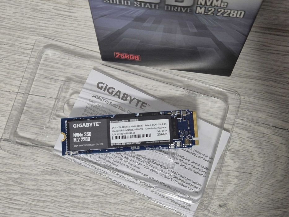 новий M.2 SSD диск 256GB Gigabyte PCI-e 3.0 x4
