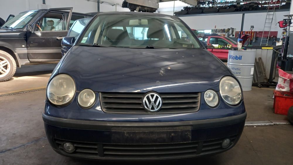 Tampa da mala VW Polo 9N 1.2 AZQ de 2002