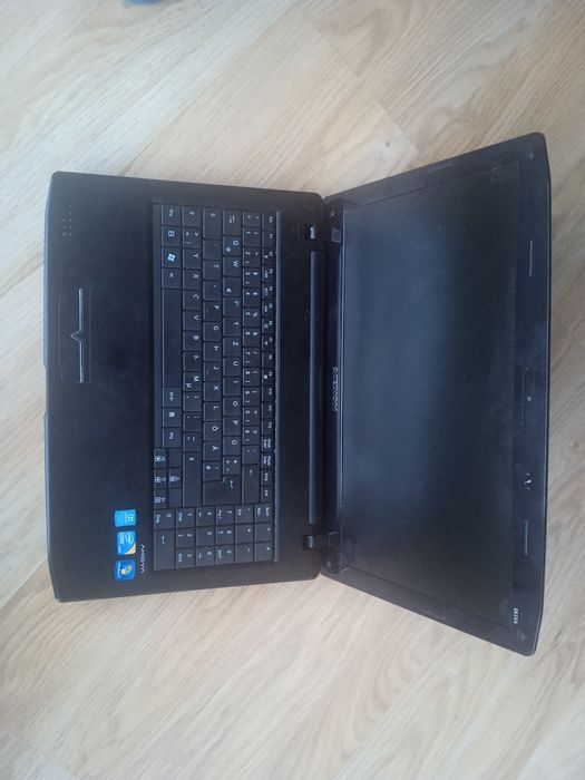 Laptop Medion akoya E6214