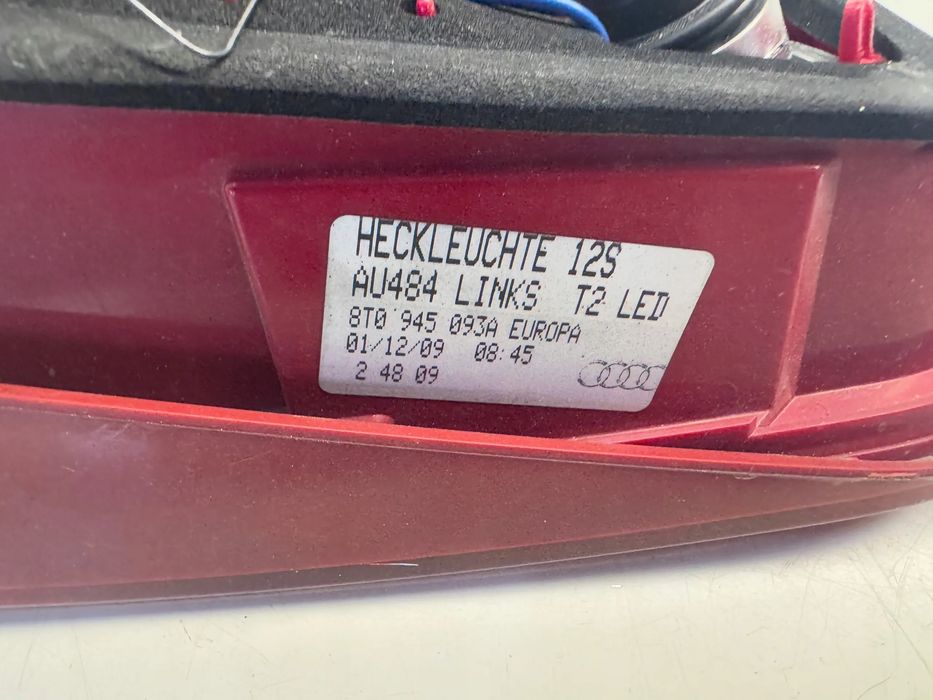Audi A5 8T Sportback Lampa Lewy TYŁ W Klapę LED 8T0945093A