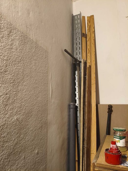 Profil UA100, 75-  pozostałości po remoncie