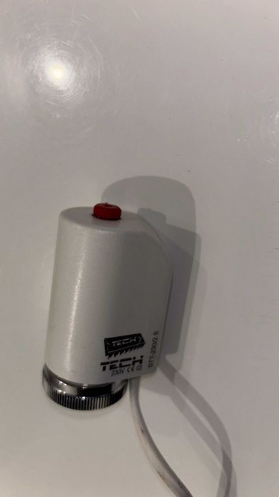 Komplet 7 sz. Siłownik do podłogówki typ STT-230/2S M30