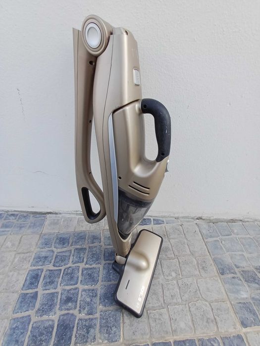 Aspirador vertical Bosch