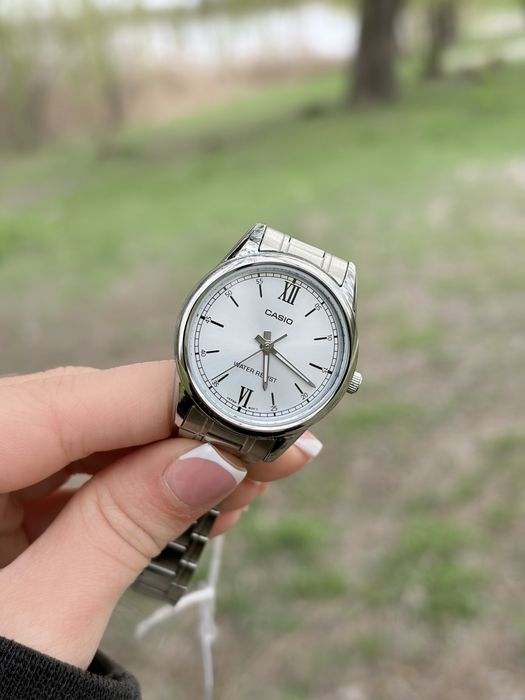 Жіночий годинник Casio LTP-V005D-2B3.