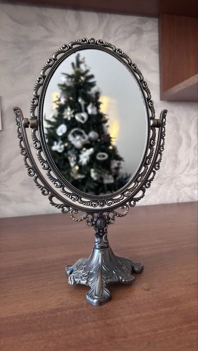 Дзеркало вінтажне