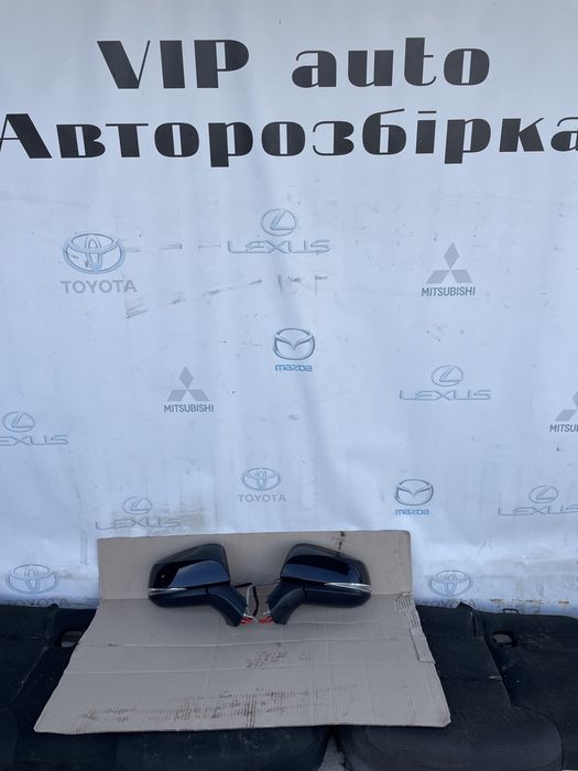 Дзеркало Toyota RAV4 2019-23р Зеркало ліве праве