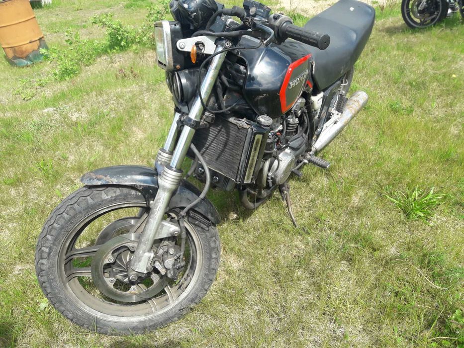 honda vf750 vf 750 magna sabre silnik lagi gaźnik bak zbiornik części