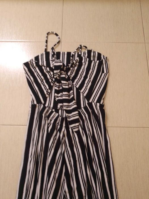 Macacão Stradivarius