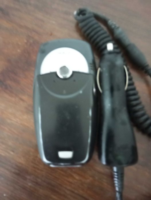Telemóvel nokia usado