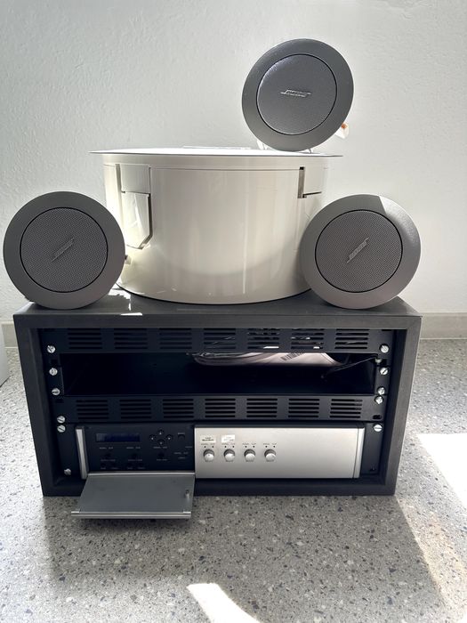 Zestaw głośników Bose FreeSpace 3 3.1 + wzmacniacz DXA 2120