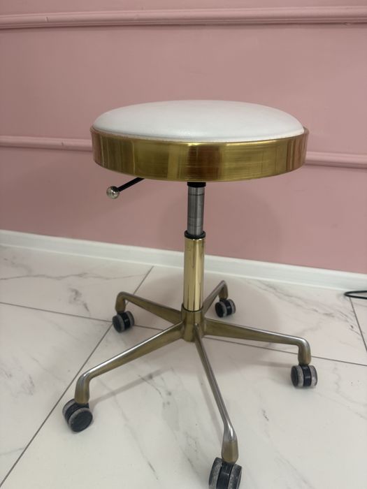 Siedzisko kosmetyczne