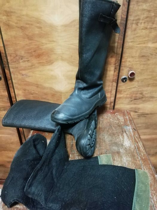 Чоботи шкіряні кирзові
