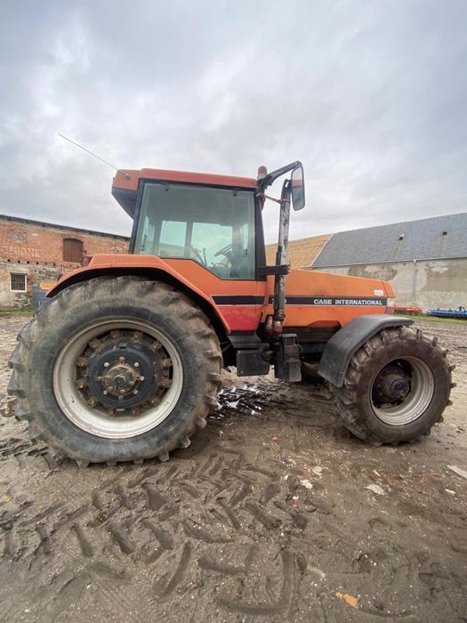 Case Magnum 7120