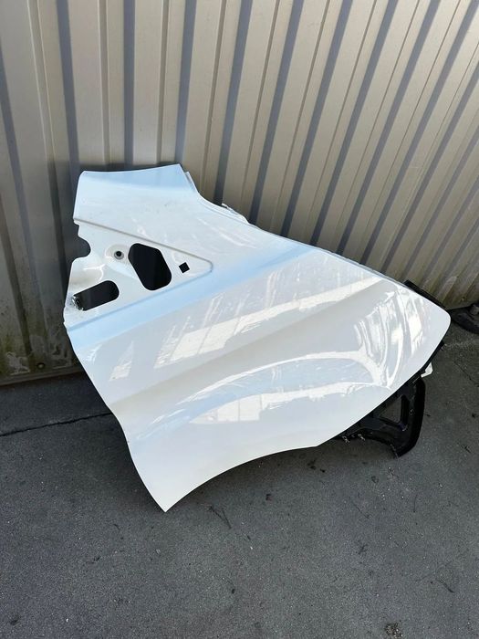 Błotnik Prawy Przedni Ford Transit Custom BK2116E128 Demontaż stan bdb