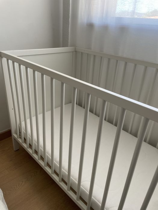 Berço ikea + colchão