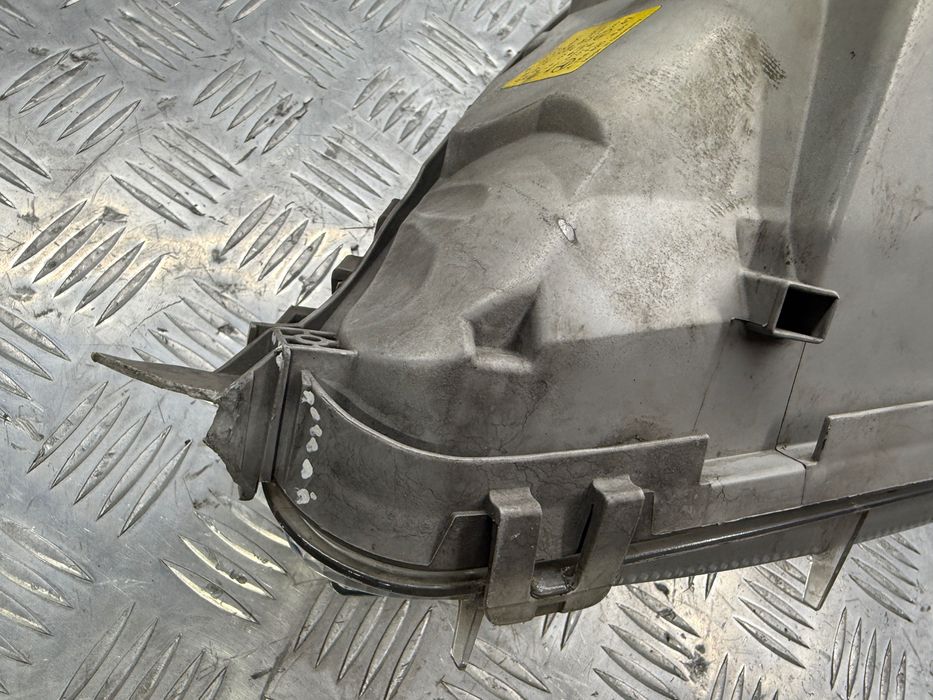 Фара правая  Mercedes W168  A class A1688201861