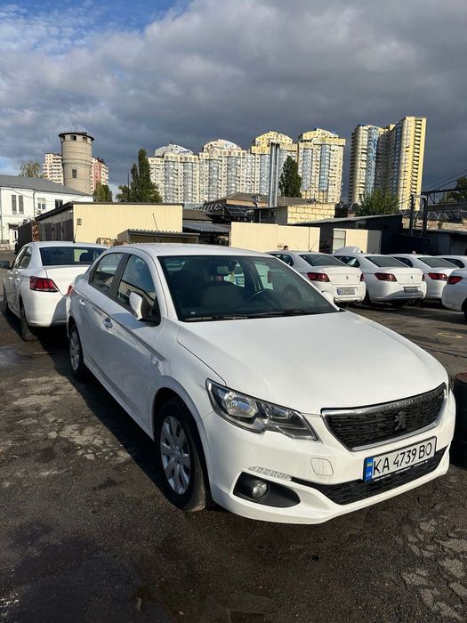 Авто в оренду під таксі