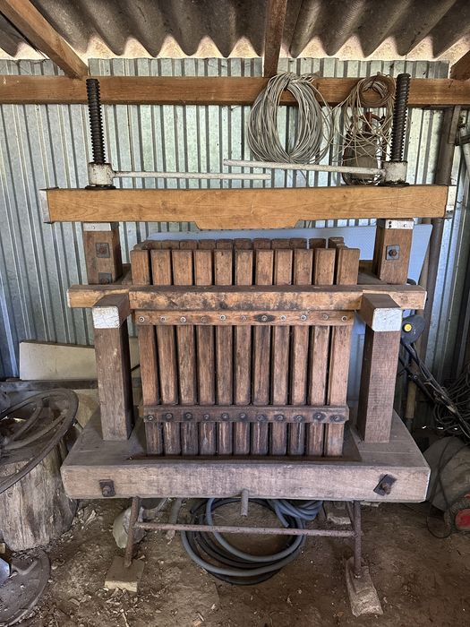 Прес для винограду дубовий прямокутний