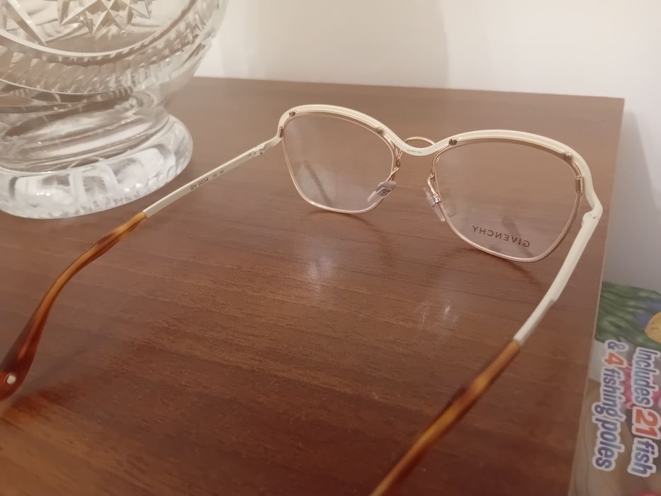 Oprawki do okularów Givenchy okulary nowe