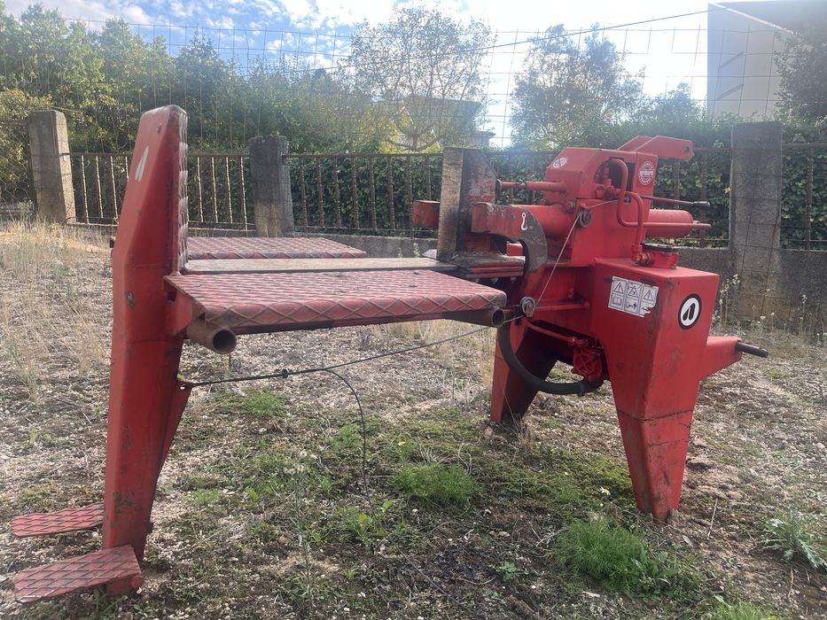 Rachador agriduarte 10 T em muito bom estado