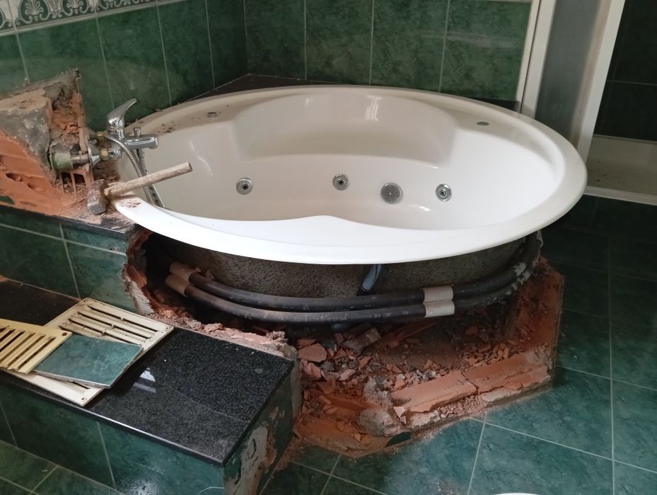 Banheira hidromassagem redonda