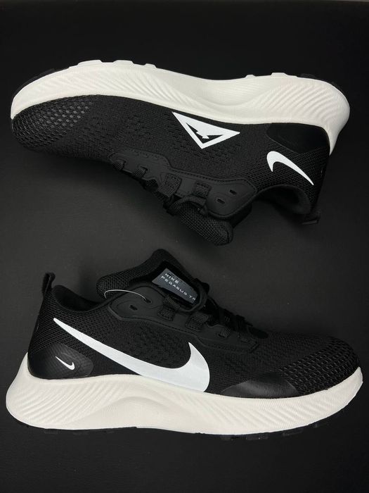 Nike Zoom Pegasus Trail чорні чоловічі кросівки