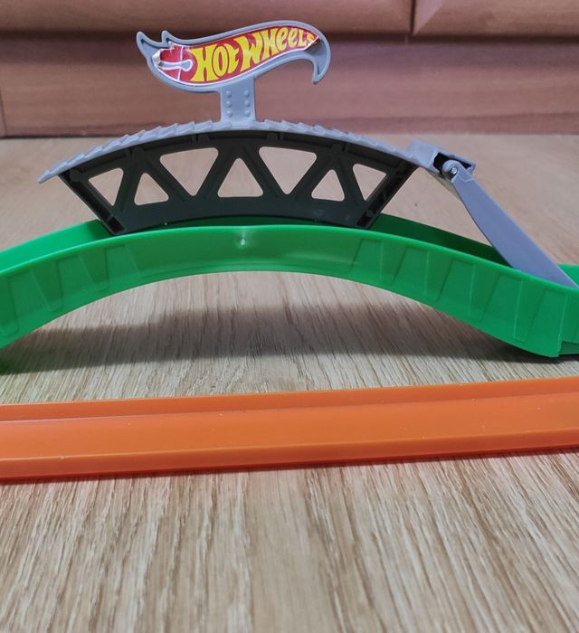 Набір доріг Hot Wheels (оригінал)