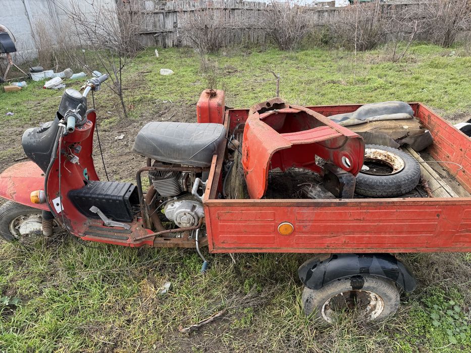 Мотороллер Муравей