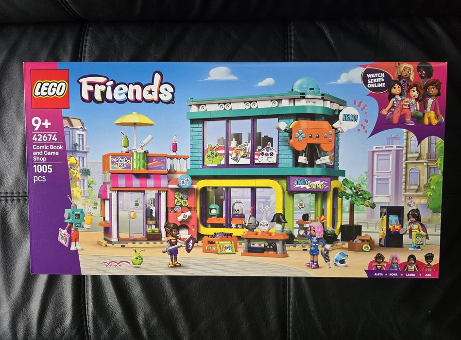 Nowy zestaw LEGO Friends, Sklep z grami i komiksami, 42674