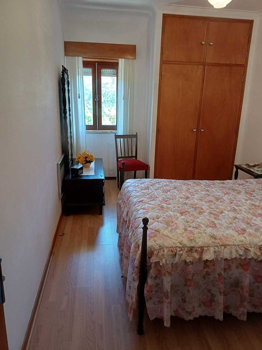 Mobília de quarto de casal estilo colonial