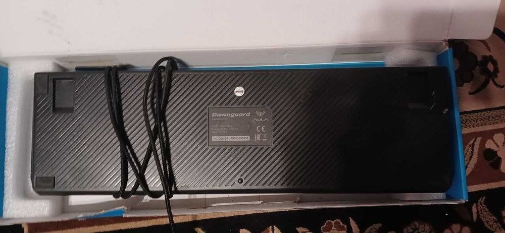 Продам 2 механічні клавіатури Aula: Aegis та Dawnguard