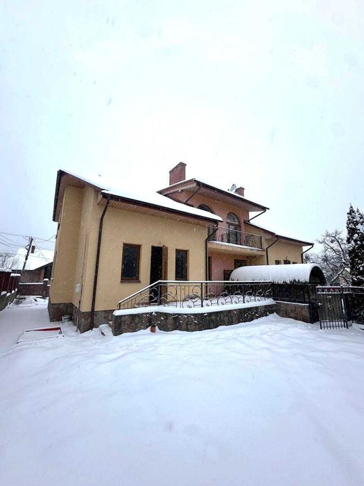 Продаж частини дуплекса бічна Богданівської у Личаківському районі