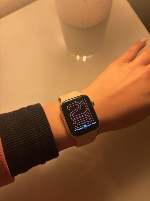 Apple Watch SE 2ª Geração – 40mm GPS (Starlight) + Acessórios