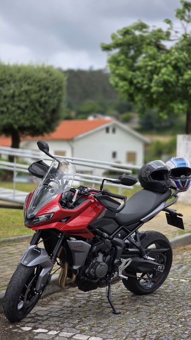Triumph Tiger esport 660