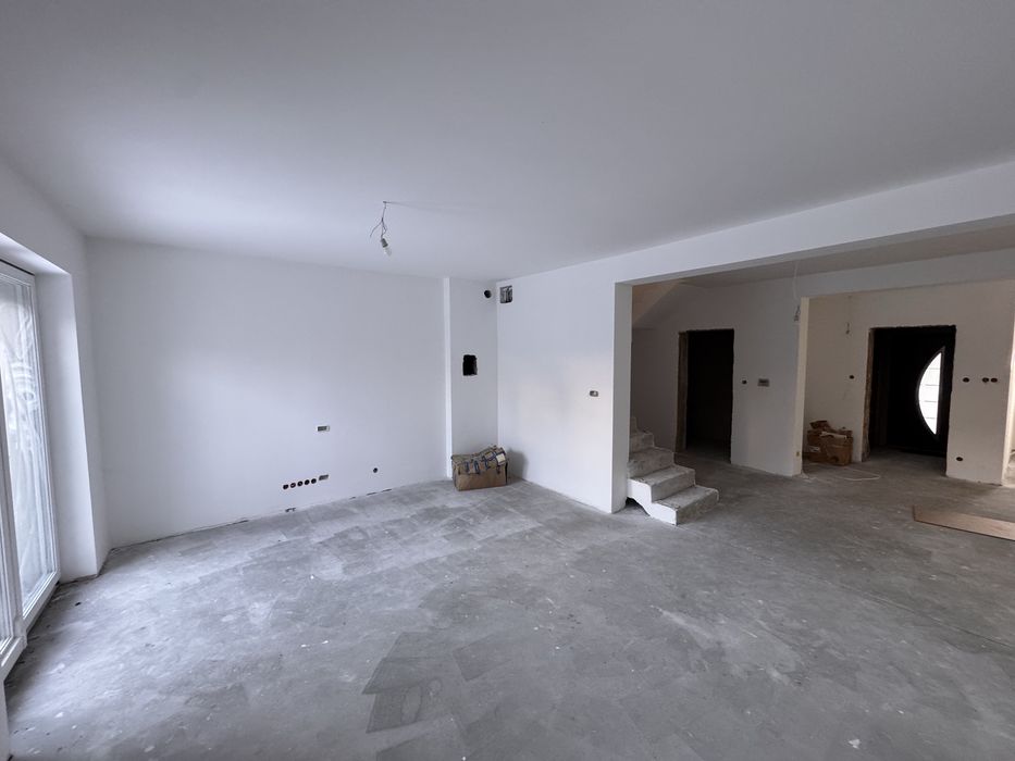 NAROŻNY SEGMENT - ul. GÓRSKA 200m2, stan deweloperski