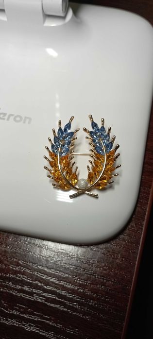 Продам брошечки гарні