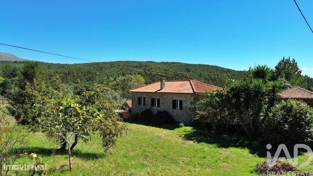 Quinta rural T4 em Riba de Âncora de 158 m2