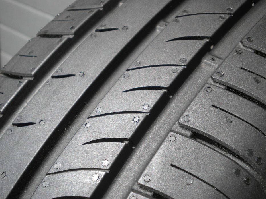1x Opona letnia 185/65R15 Kumho EcoWing ES31 24r NOWA-DEMO
