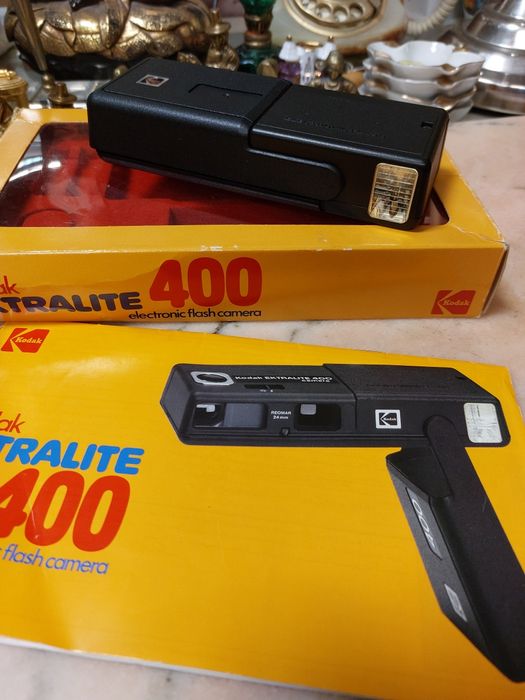 Câmara Kodak Ektralite 400 nova em caixa com manual de instruções 

É