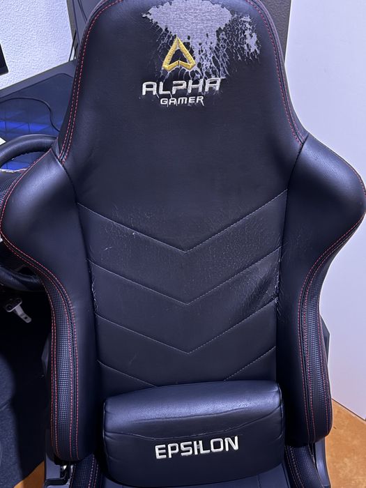 Vendo cadeira gamer Alpha Gamer Zeta usada