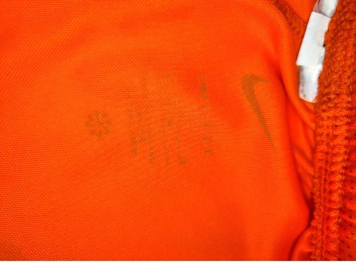 Spodenki Nike pomarańczowe