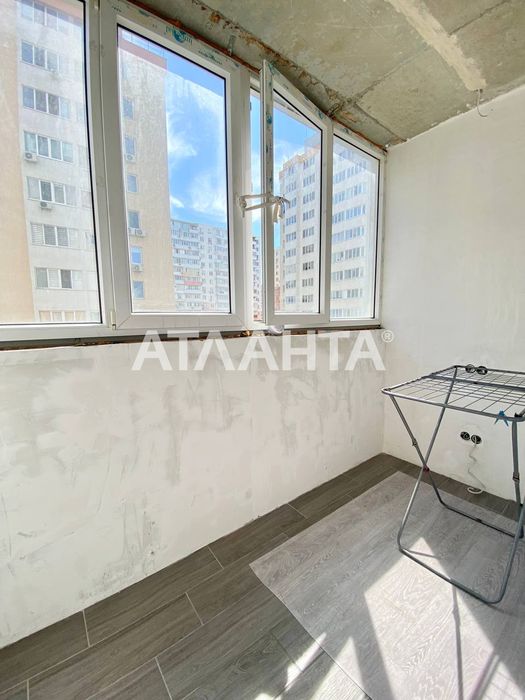 Двухкомнатная с ремонтом ЖК Радужный