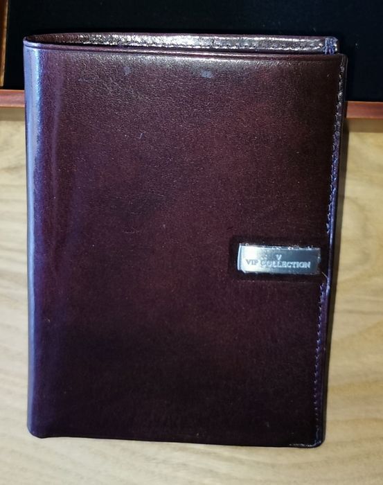 Vip Collection - portfel męski w oryginalnym pudełku prezentowym.