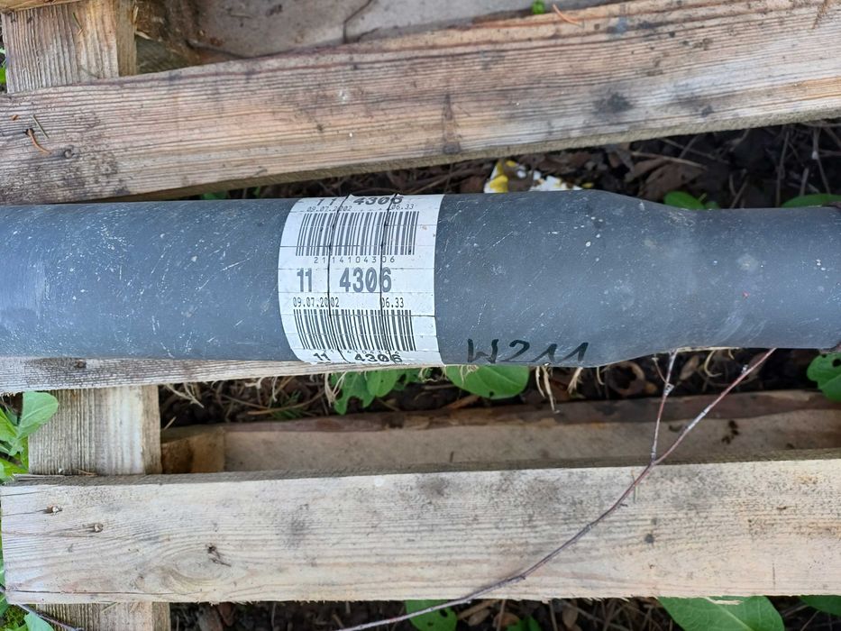 Mercedes E klasa W211 Sedan Wał Napędowy 2.2D