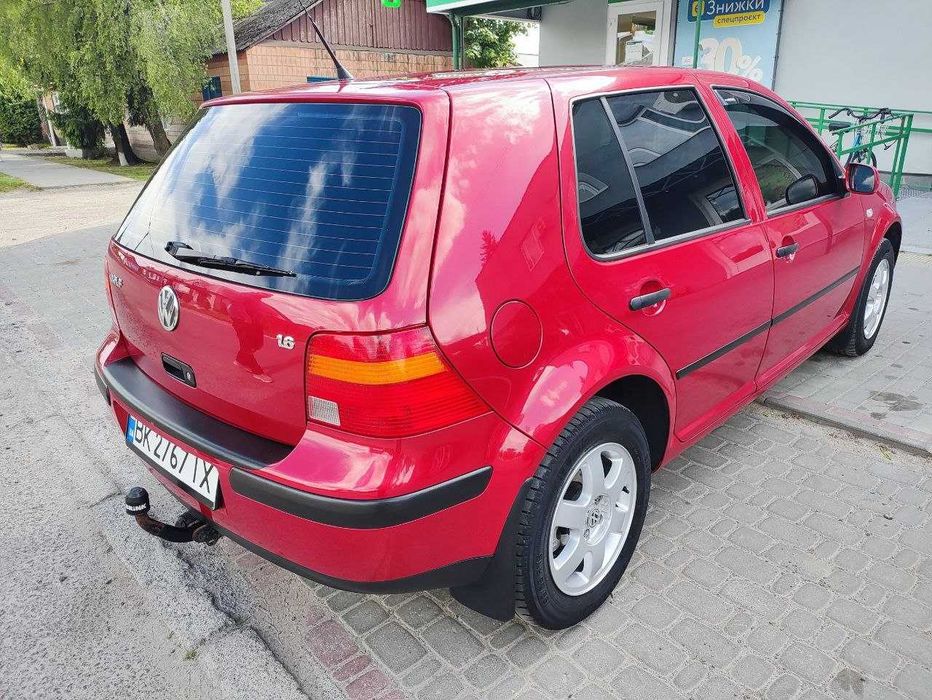 Volkswagen Golf 2003