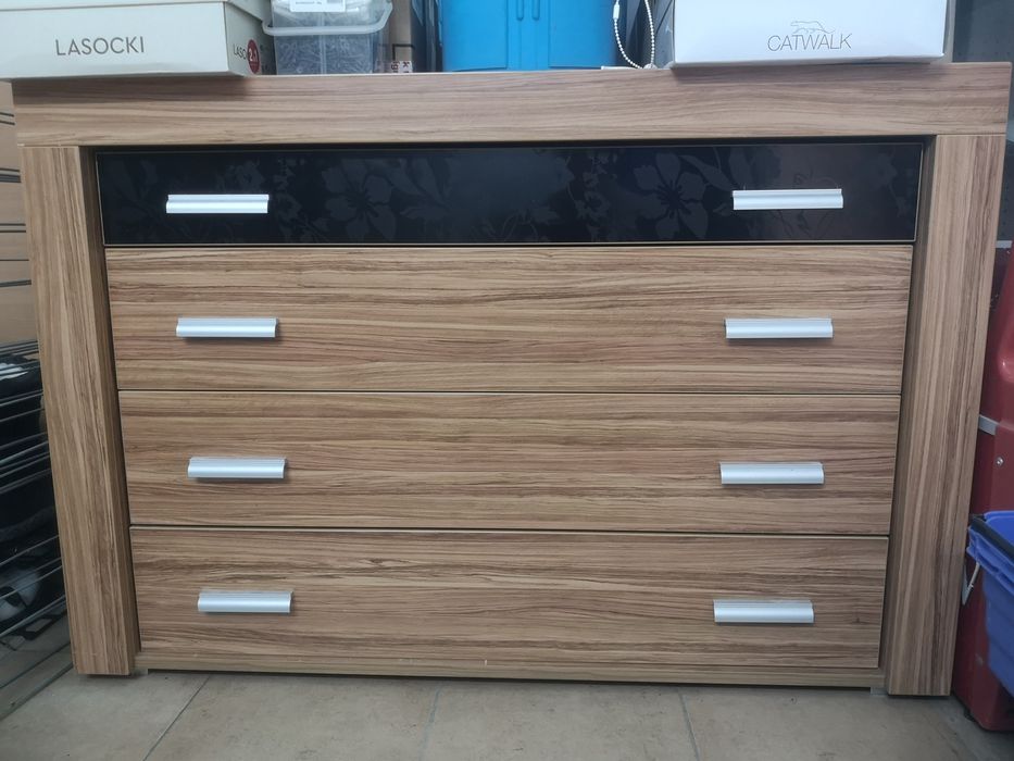 Komoda w bardzo dobrym stanie