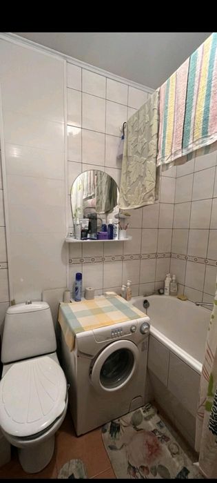 Продам 2х комнатную квартиру в центре