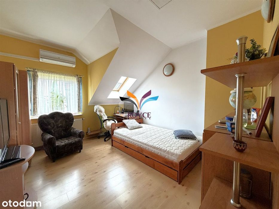 Segment skrajny 126m2 działka 235m2 garaż klima