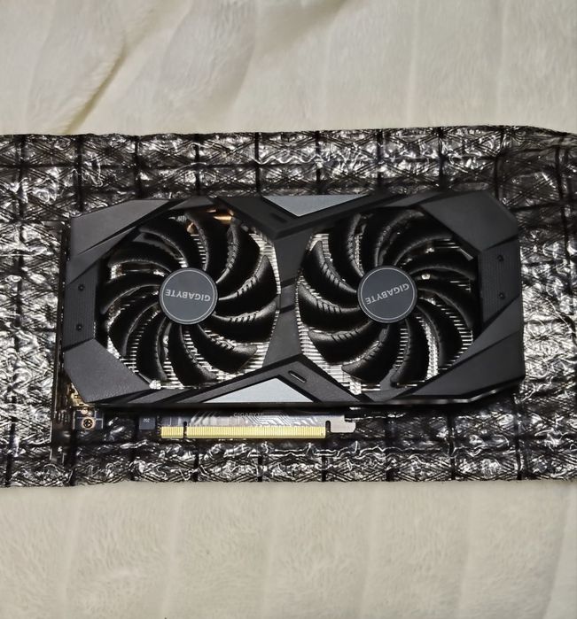Graphics Card 1660 Super + Processor 2600495945944411023363